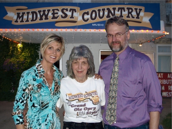Becky Schlegel Performs On RFD TV's Midwest Country Theater